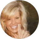 laura jones profile picture